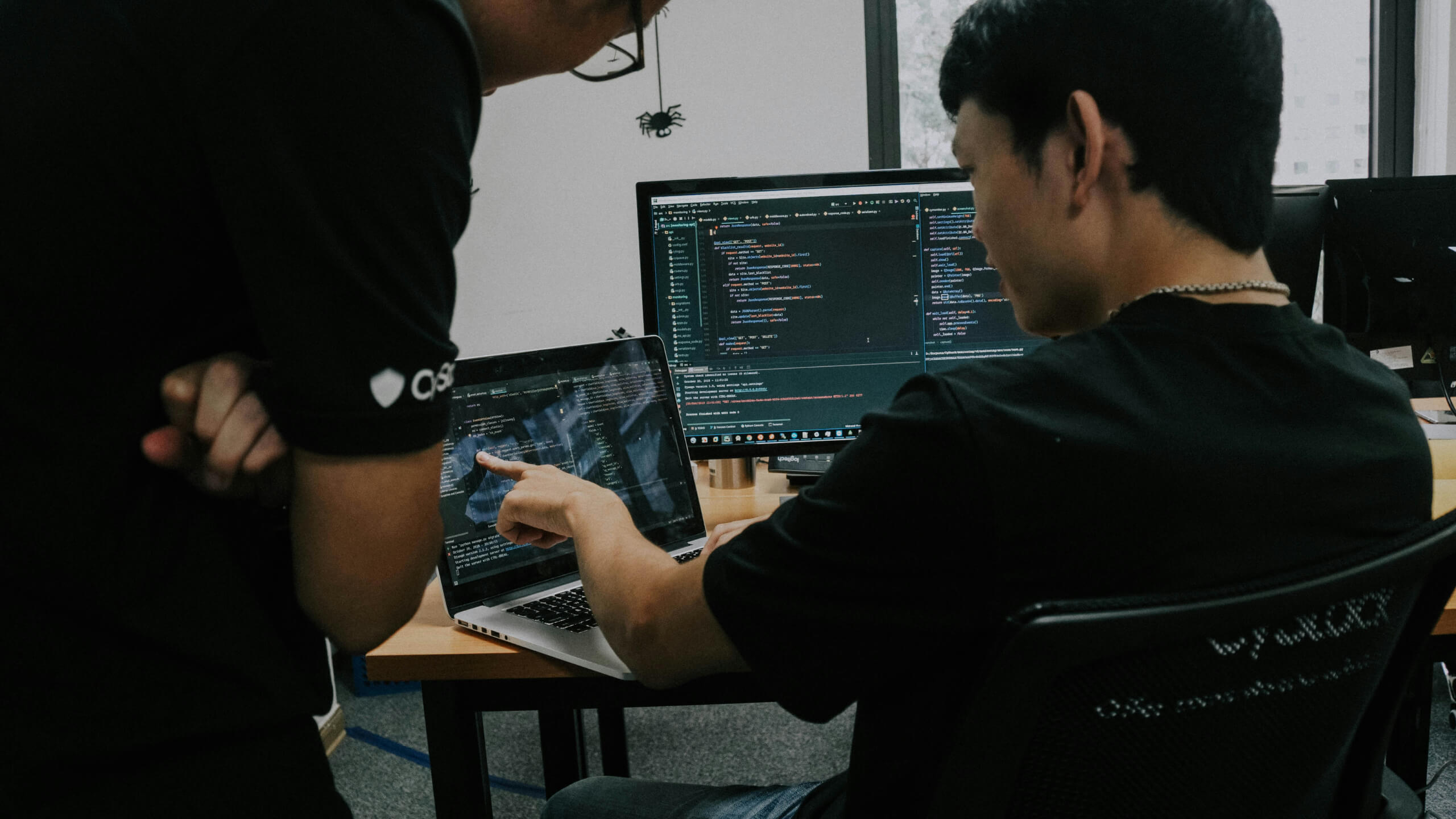 Server support services in Vancouver addressing local business IT challenges and downtime issues Server support services in Vancouver addressing local business IT challenges and downtime issues